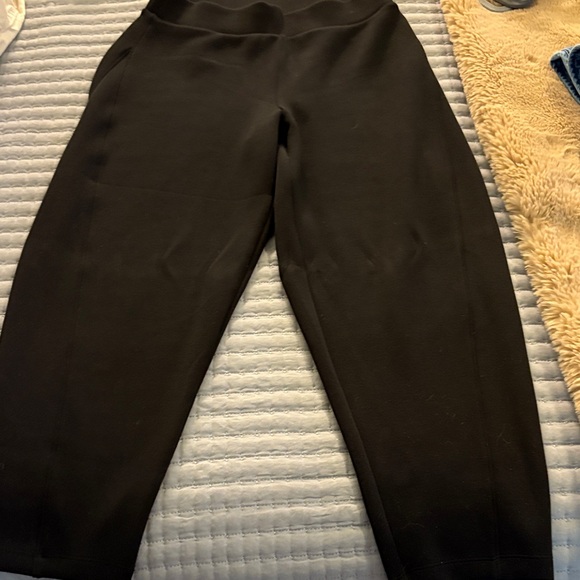 SPANX Women's Black Barrel Leg Pants - Picture 1 of 4